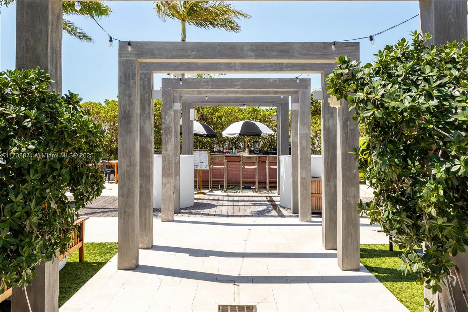 Miami Beach, Florida 33139, United States, 1 Bedroom Bedrooms, ,2 BathroomsBathrooms,Residential,Active,9916