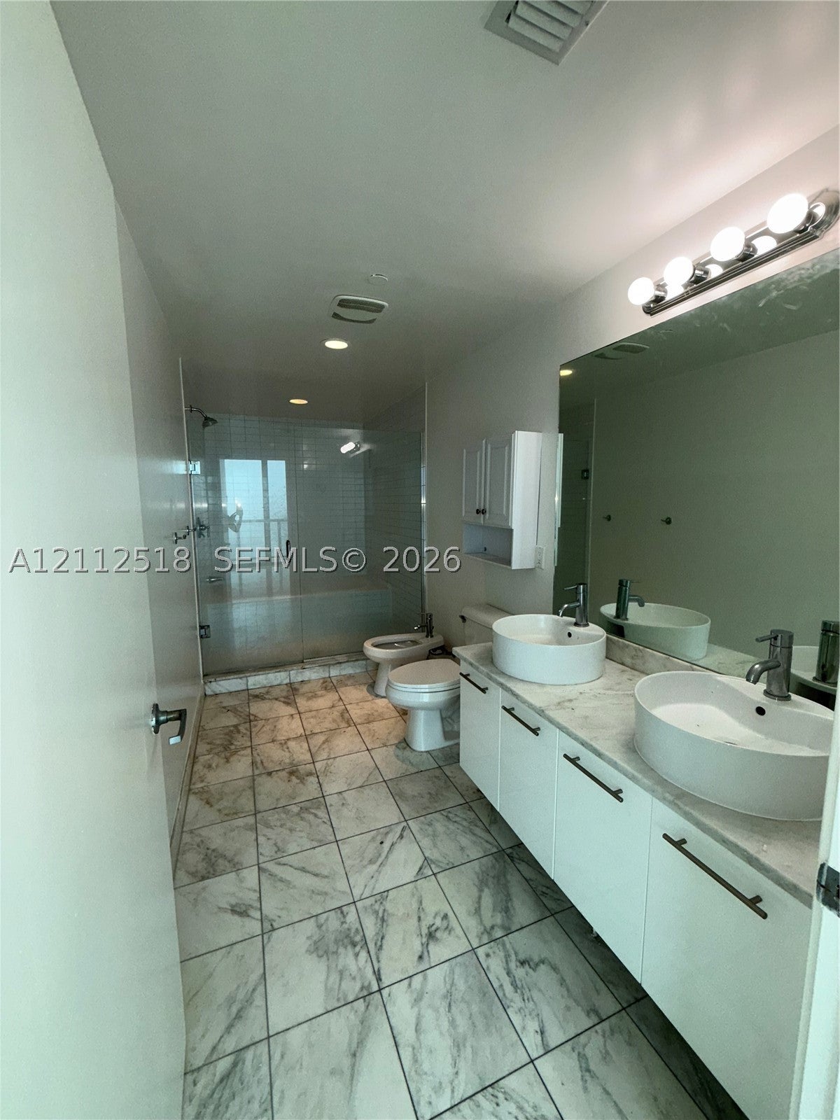 888 Biscayne Blvd 2302
