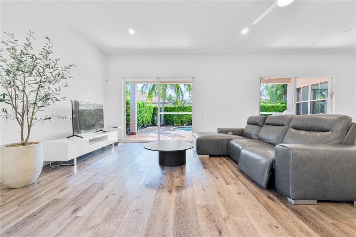 SECTOR 2-PARCELS 17 18 19 - Residential Lease