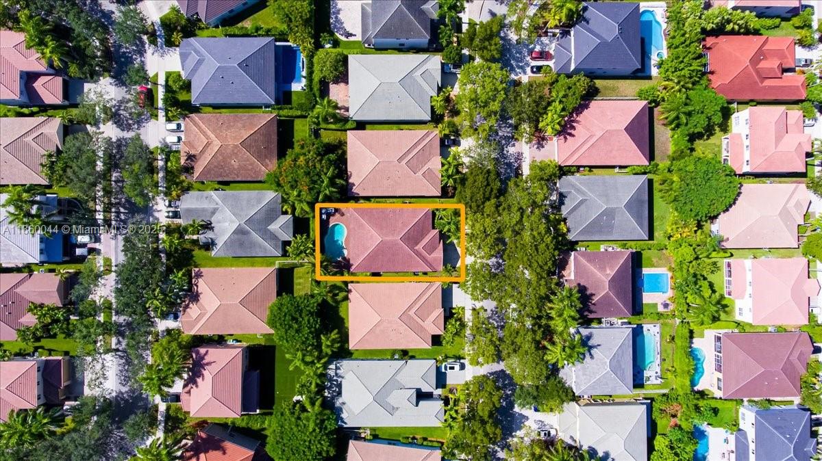 SECTOR 2-PARCELS 17 18 19 - Residential Lease