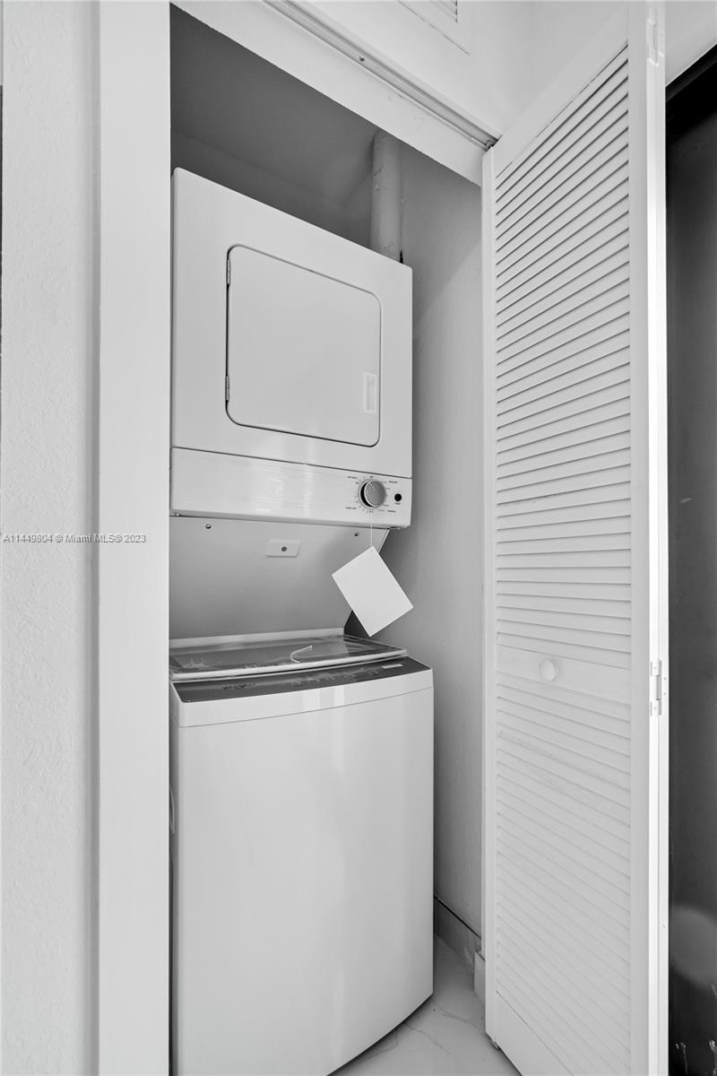 RICHARDS SUB - Residential Income