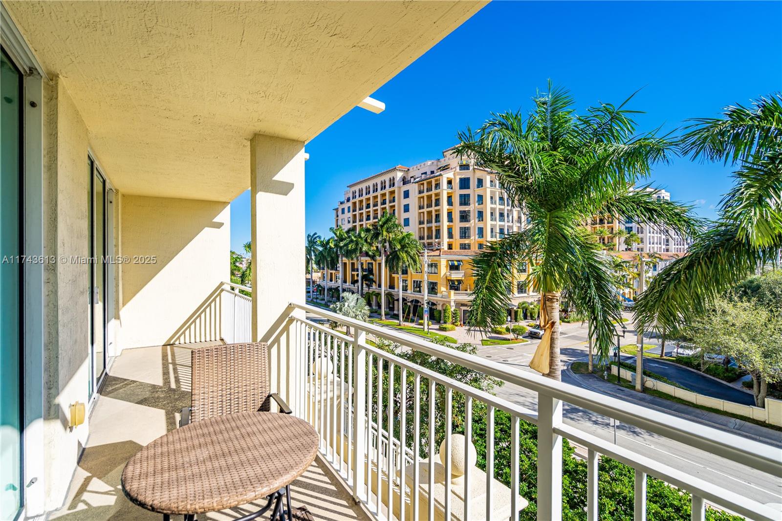 PALMETTO PLACE CONDO - Residential Lease