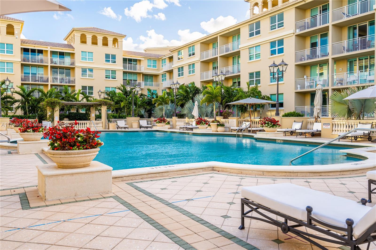 PALMETTO PLACE CONDO - Residential Lease