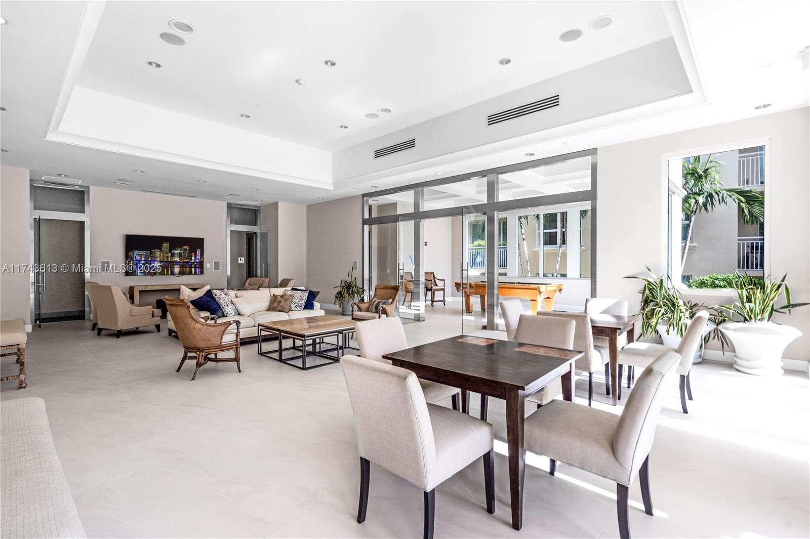 PALMETTO PLACE CONDO - Residential Lease