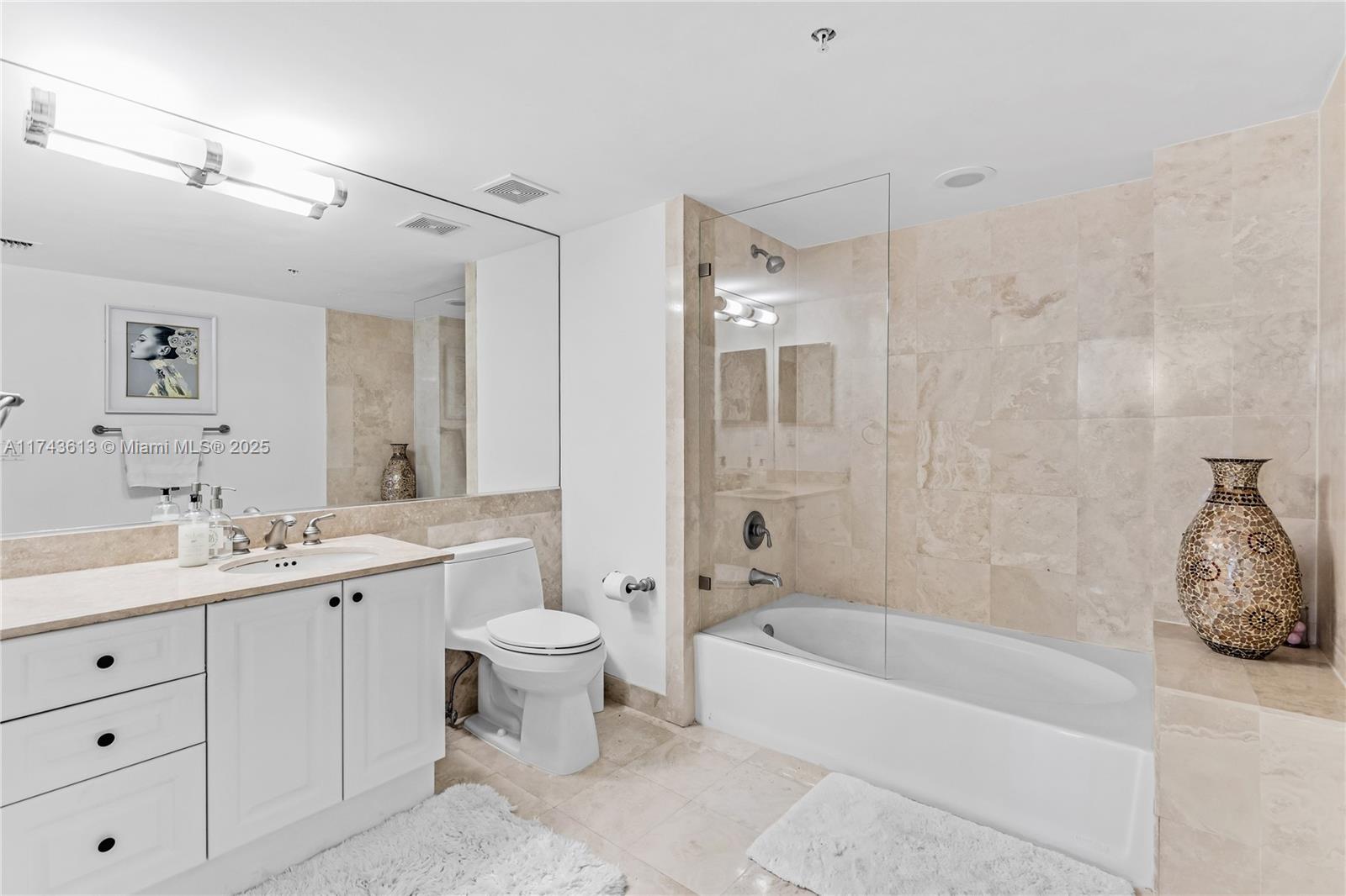 PALMETTO PLACE CONDO - Residential Lease