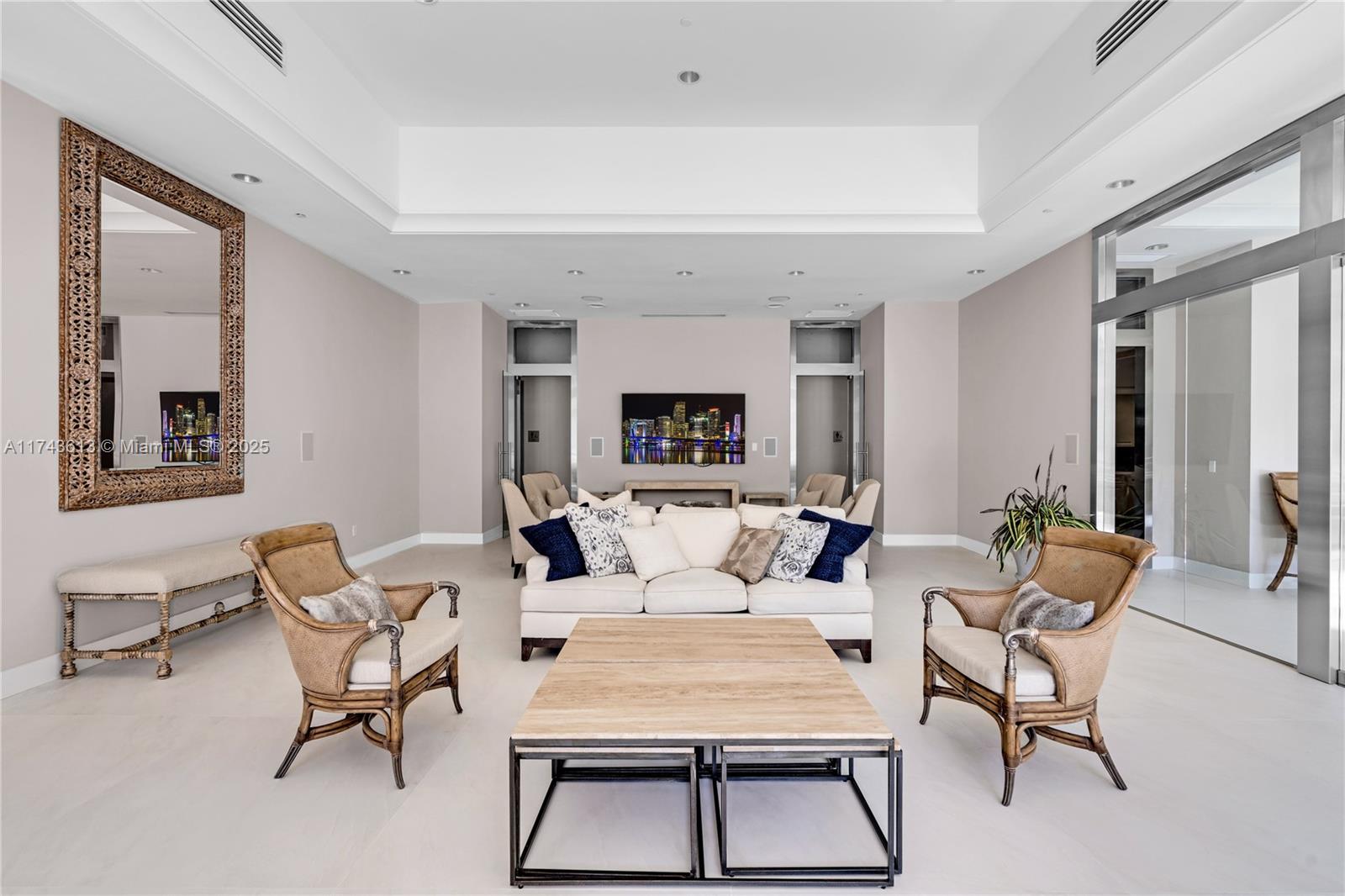 PALMETTO PLACE CONDO - Residential Lease