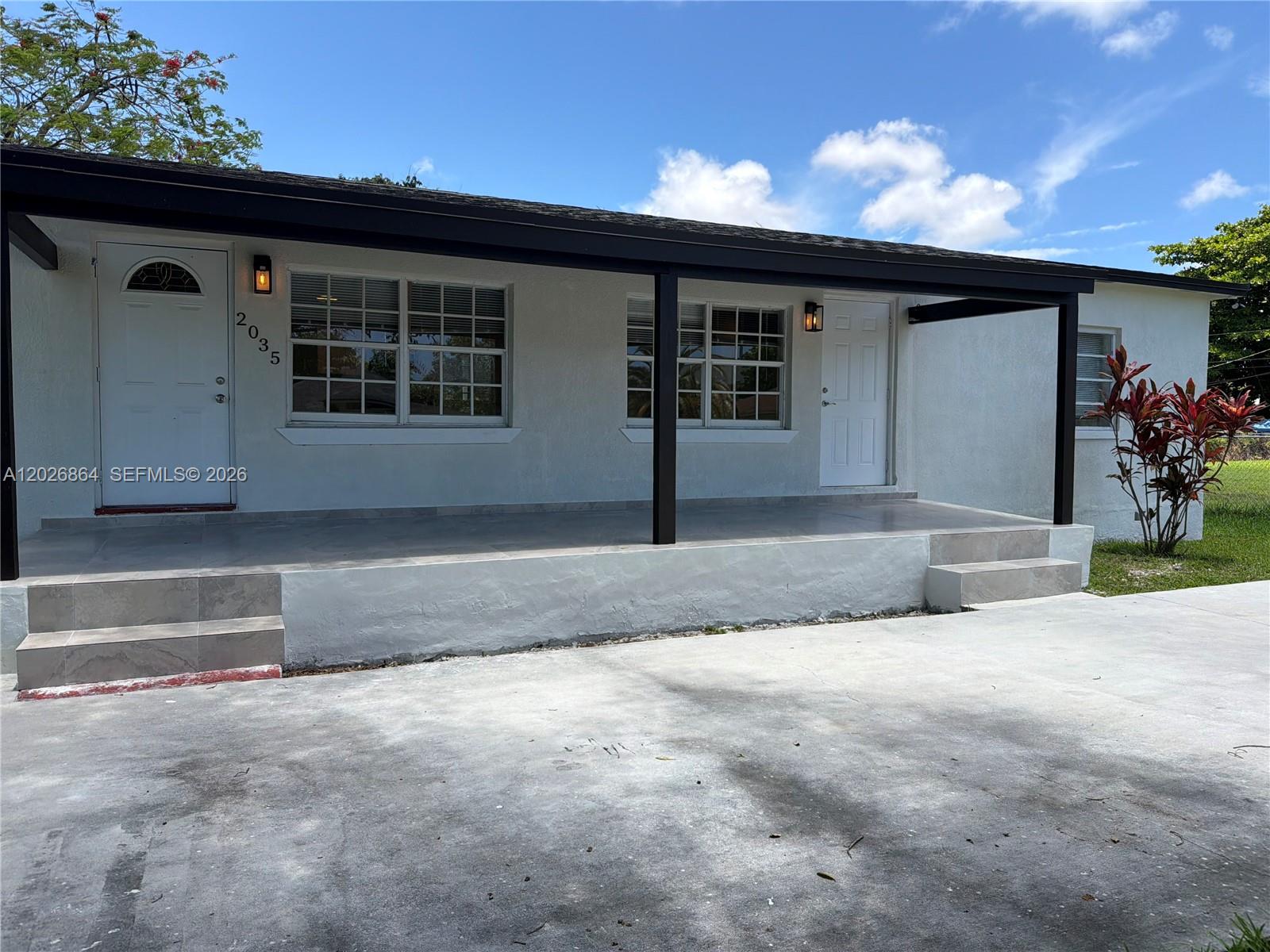 2035 NW 113th Ter 2035
