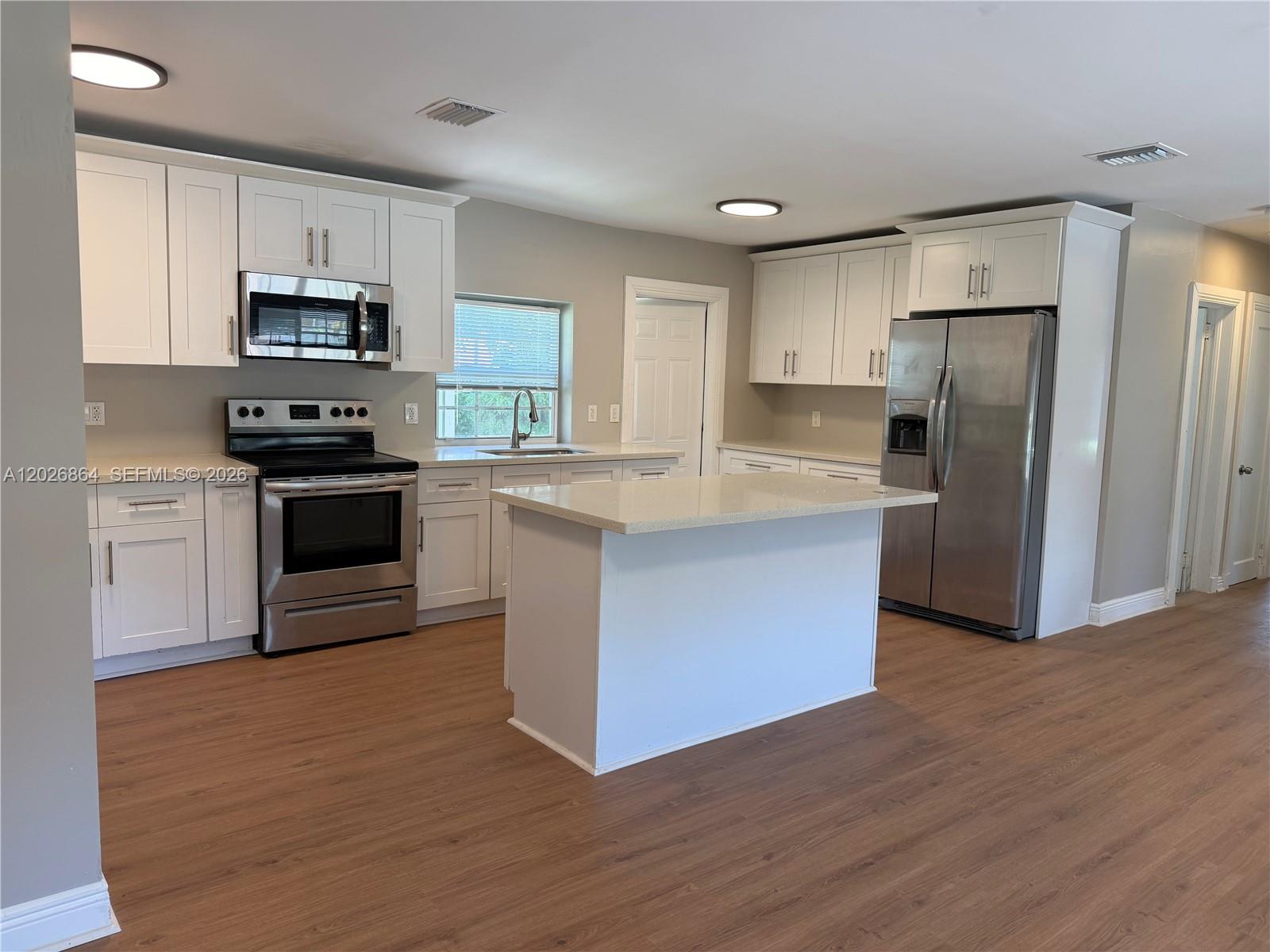 2035 NW 113th Ter 2035