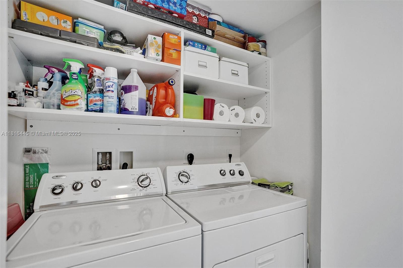 ST TROPEZ ON THE BAY 1 CO - Residential