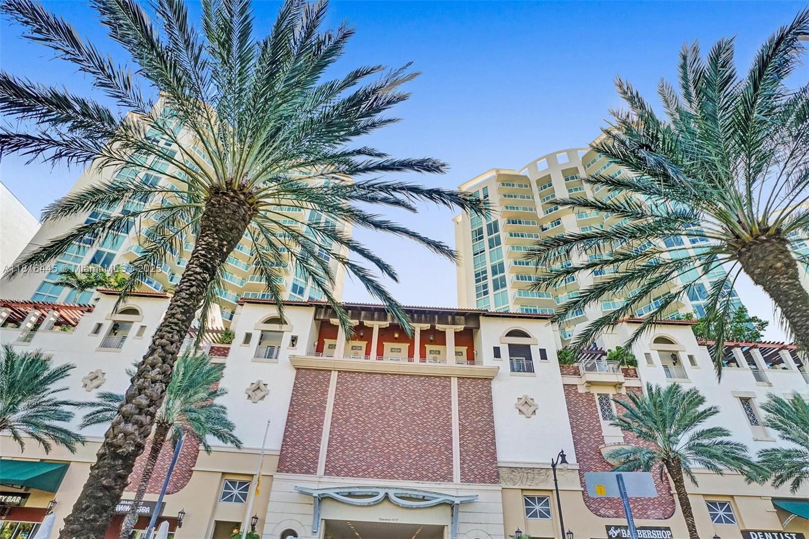 ST TROPEZ ON THE BAY 1 CO - Residential