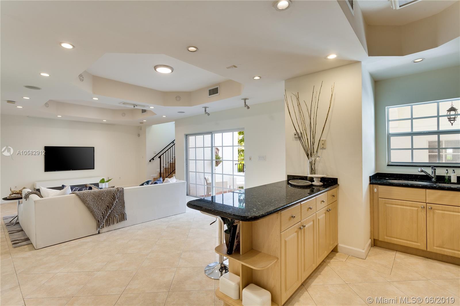 CORAL GABLES SEC E - Residential