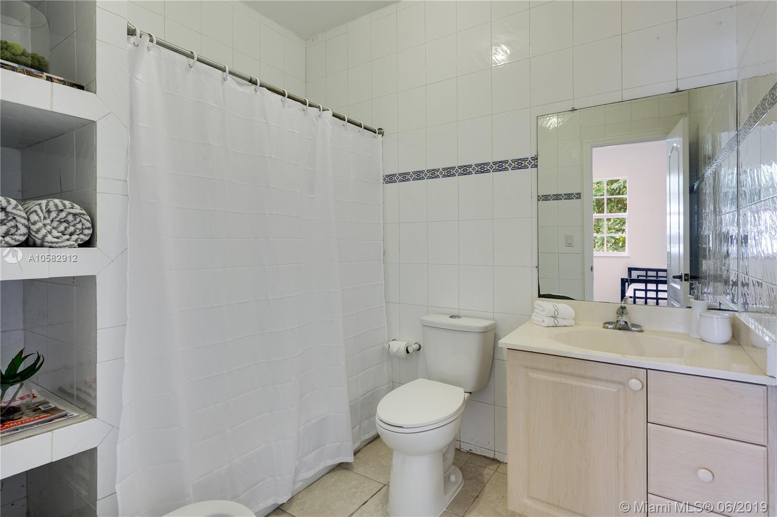 CORAL GABLES SEC E - Residential