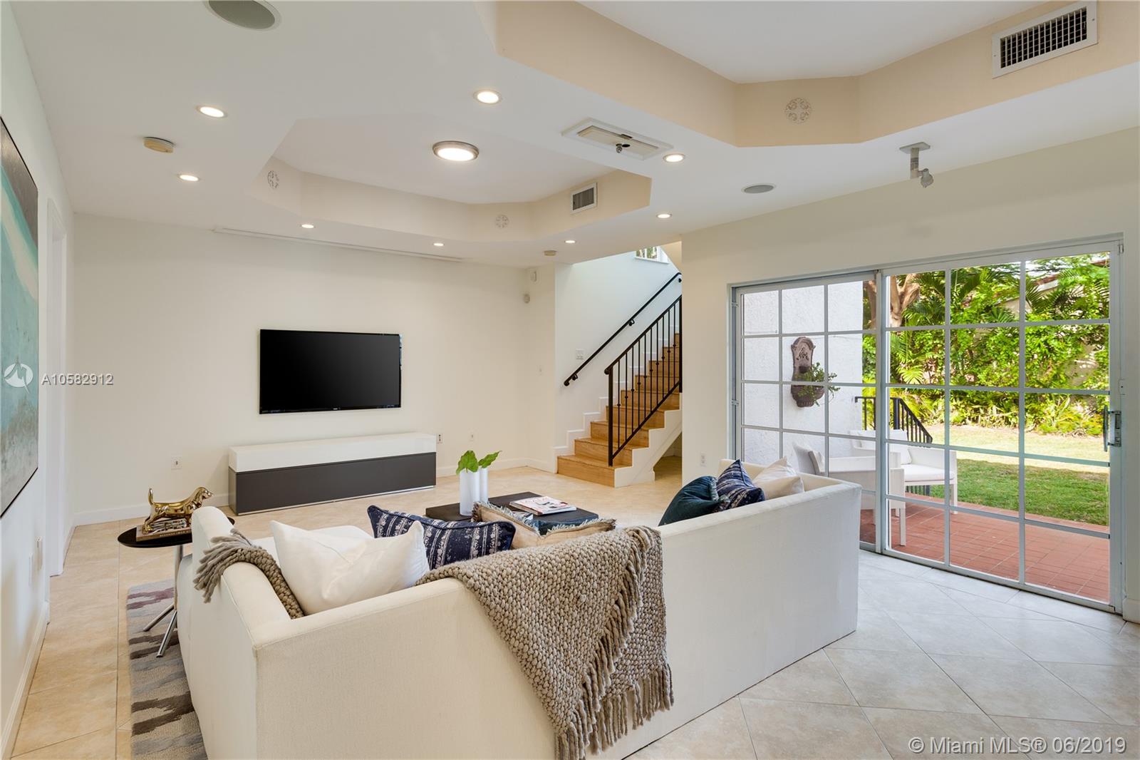 CORAL GABLES SEC E - Residential