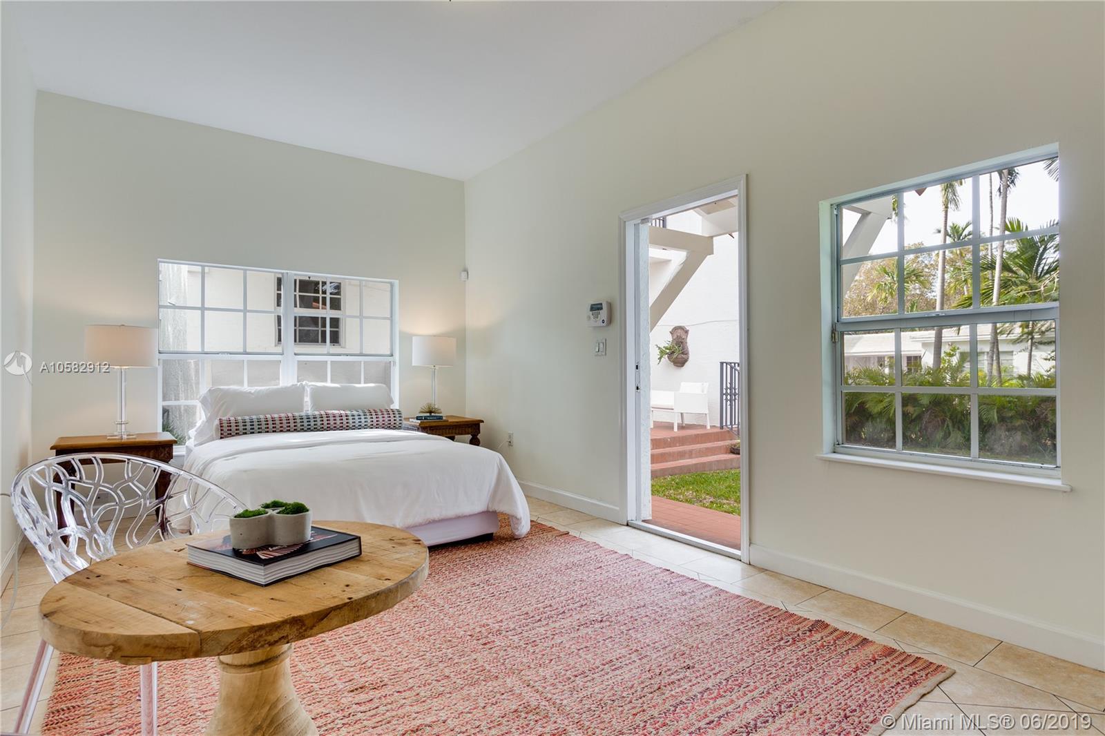 CORAL GABLES SEC E - Residential