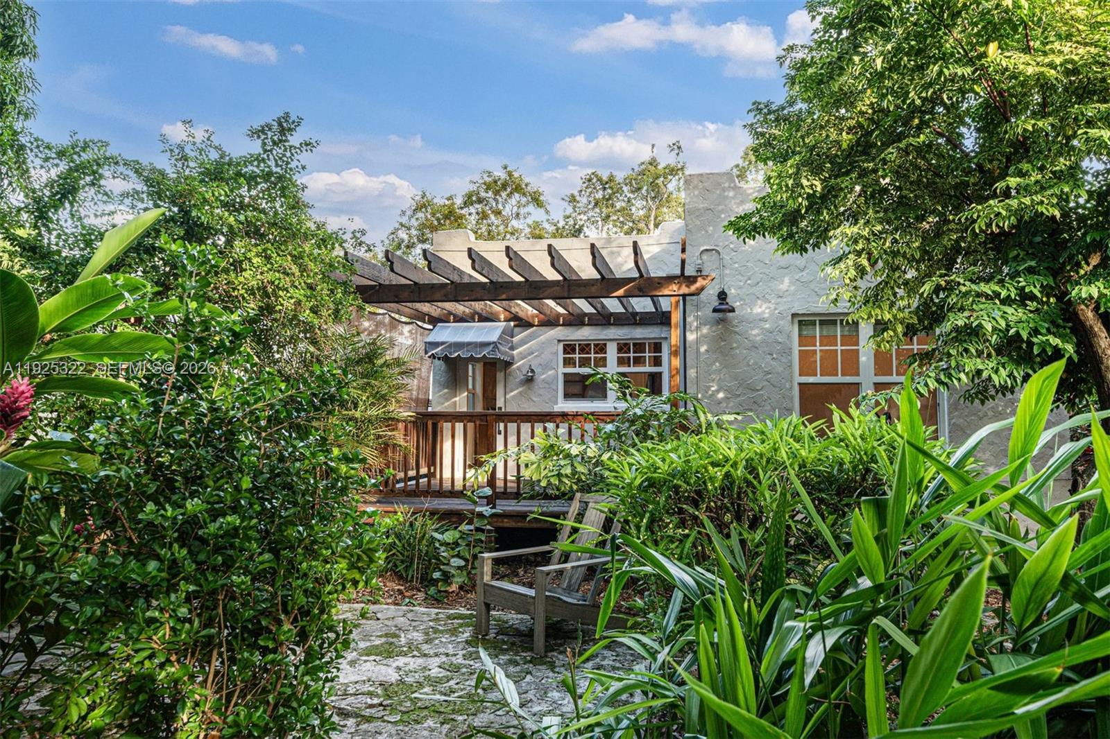 SPRING GARDEN - Residential