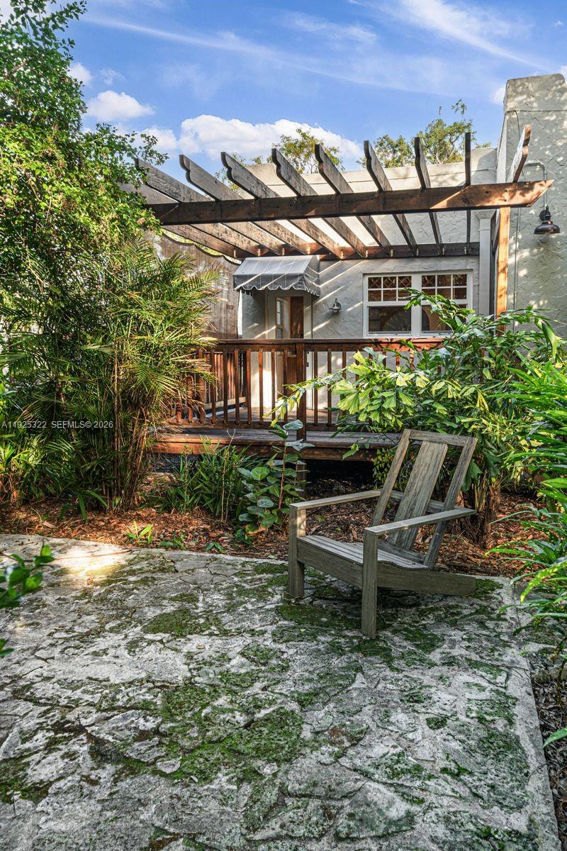 SPRING GARDEN - Residential