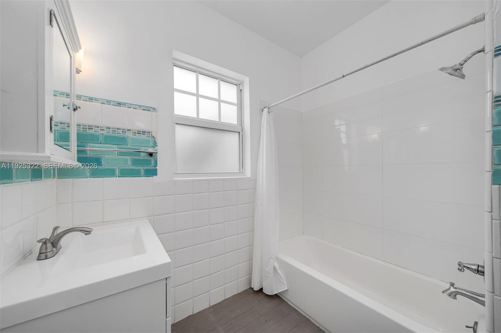 SPRING GARDEN - Residential