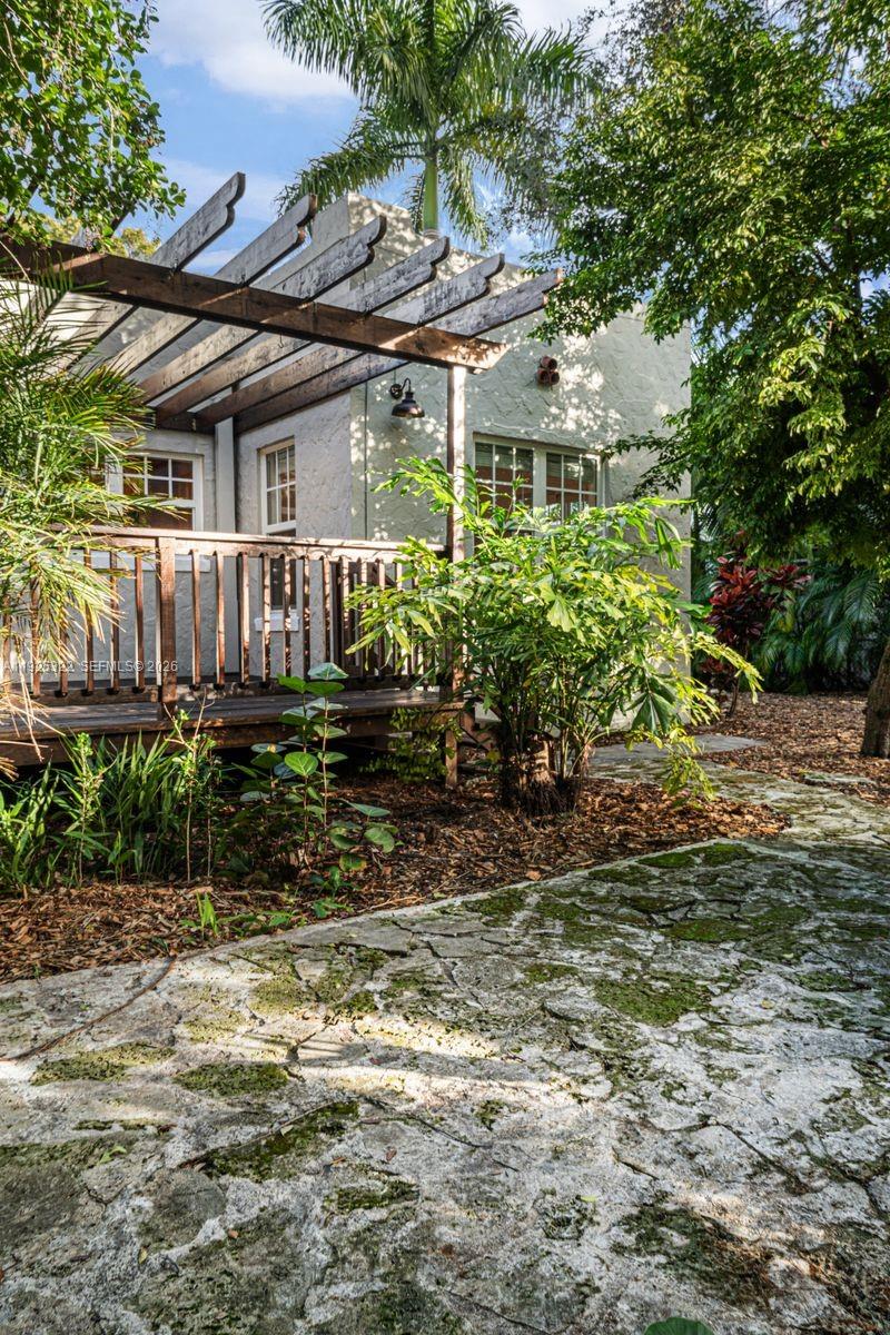 SPRING GARDEN - Residential