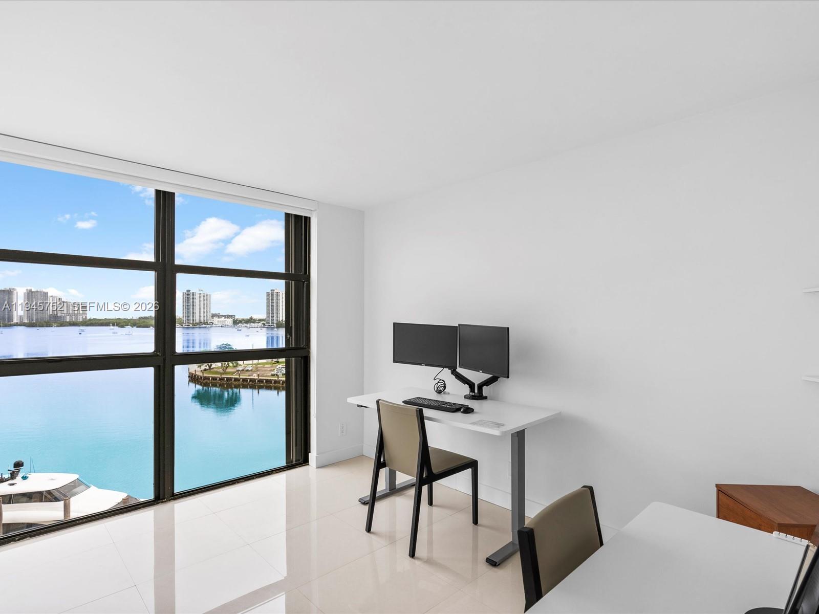 1000 ISL BLVD WILLIAMS IS - Residential