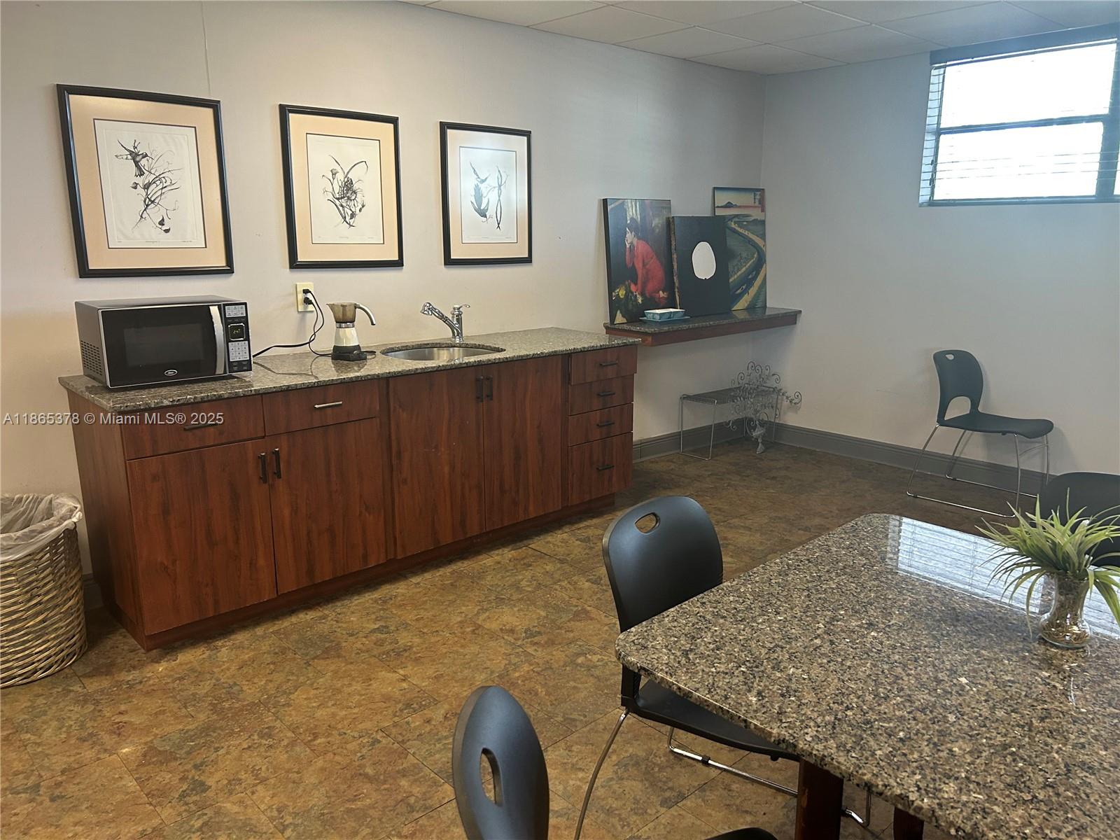 TOWERS OF OCEANVIEW EAST - Residential Lease