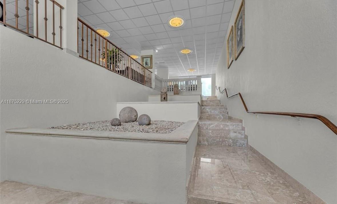 EMBASSY TOWER INC CONDO - Residential