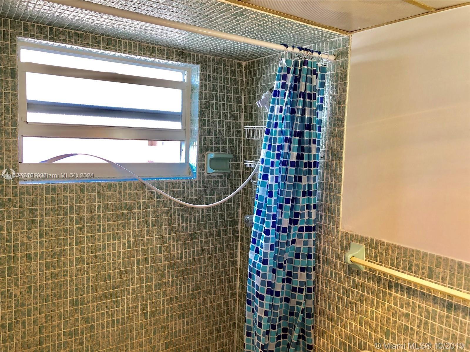 DORSEY ARMS CONDO - Residential