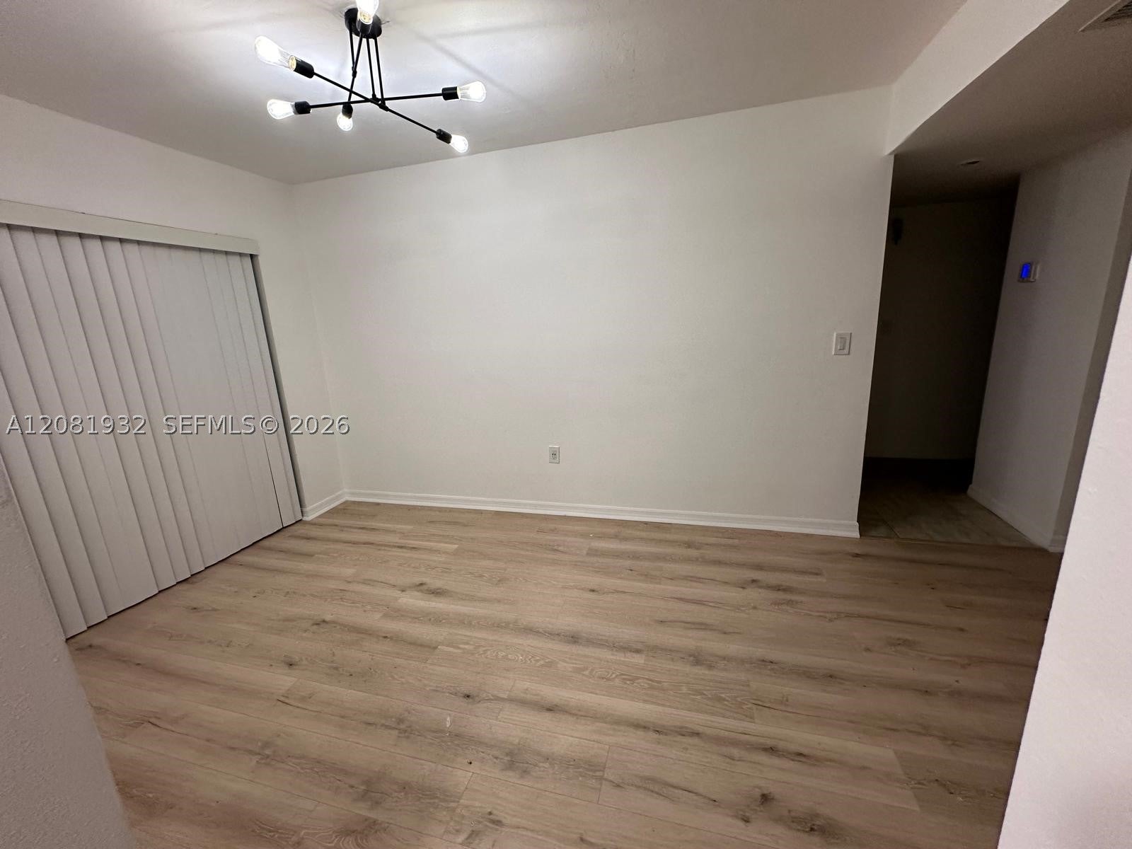 12642 Kenwood B