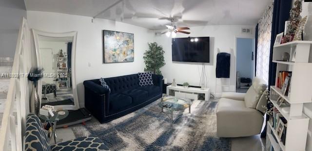 WATERSIDE ESTATES - Residential Lease