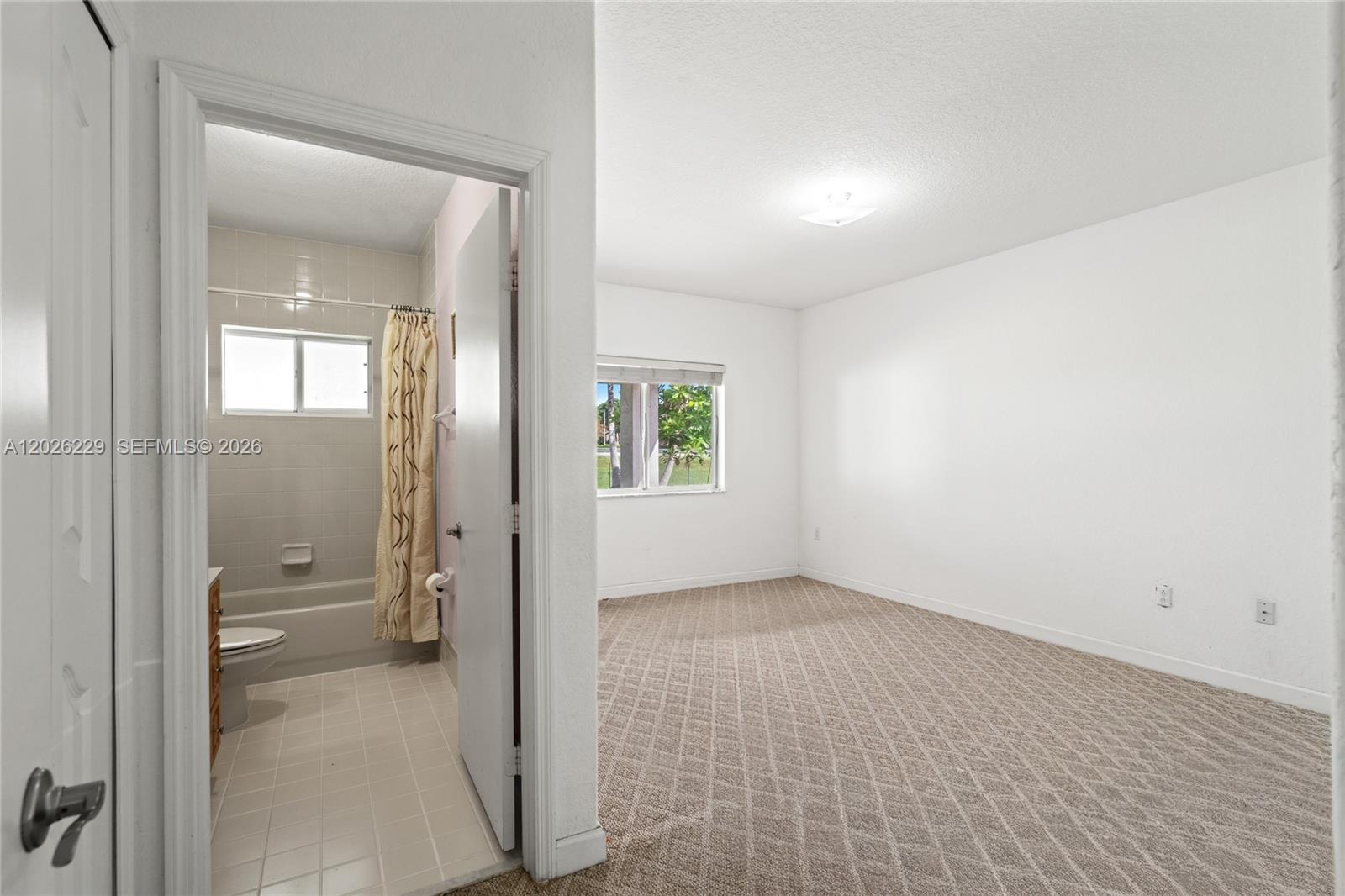 716 SE 12th Ter, Homestead, FL, 33033/$615,000 4 716 SE 12th Ter