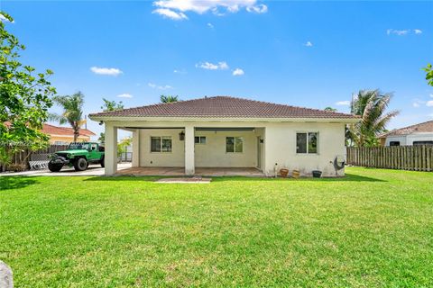 Tiny photo for 716 SE 12th Ter, Homestead, FL 33033 (MLS # A12026229)