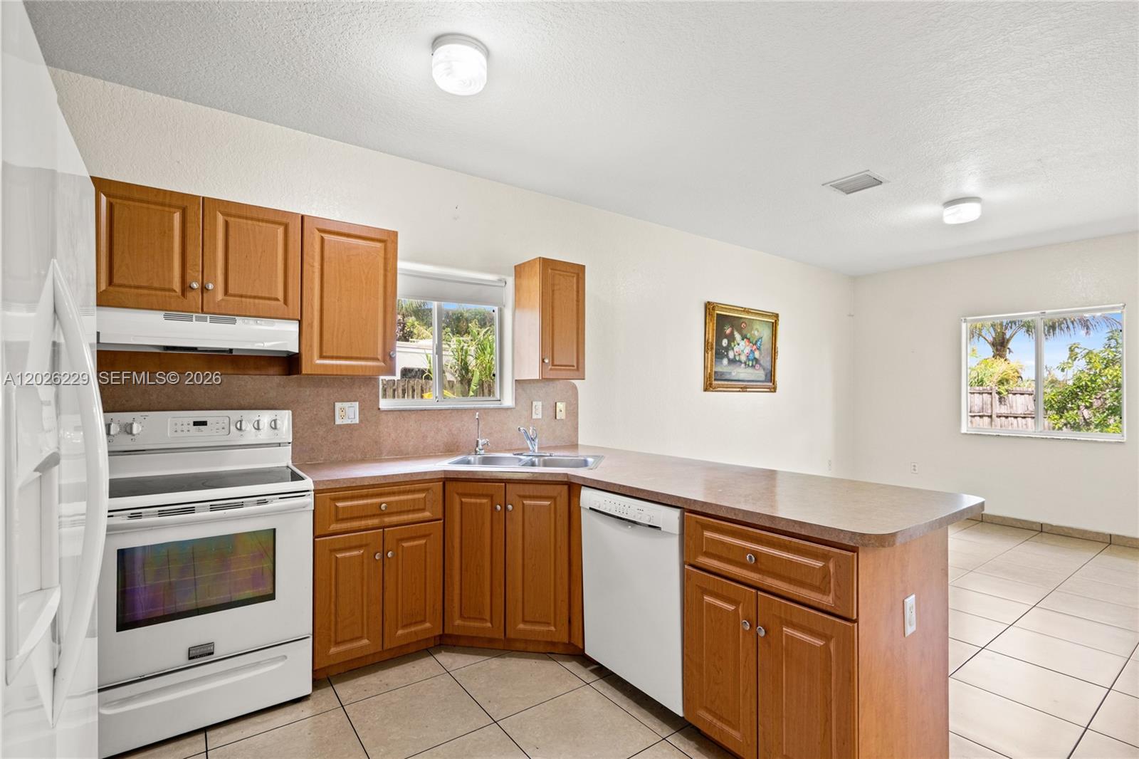 716 SE 12th Ter, Homestead, FL, 33033/$615,000 1 716 SE 12th Ter
