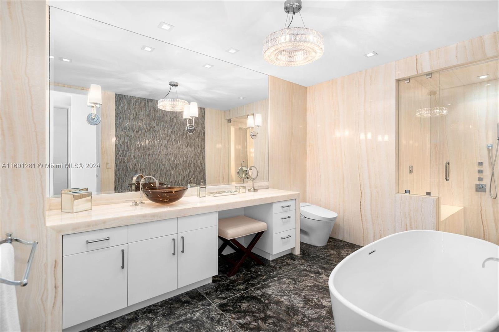 Mansions at Acqualina - Residential