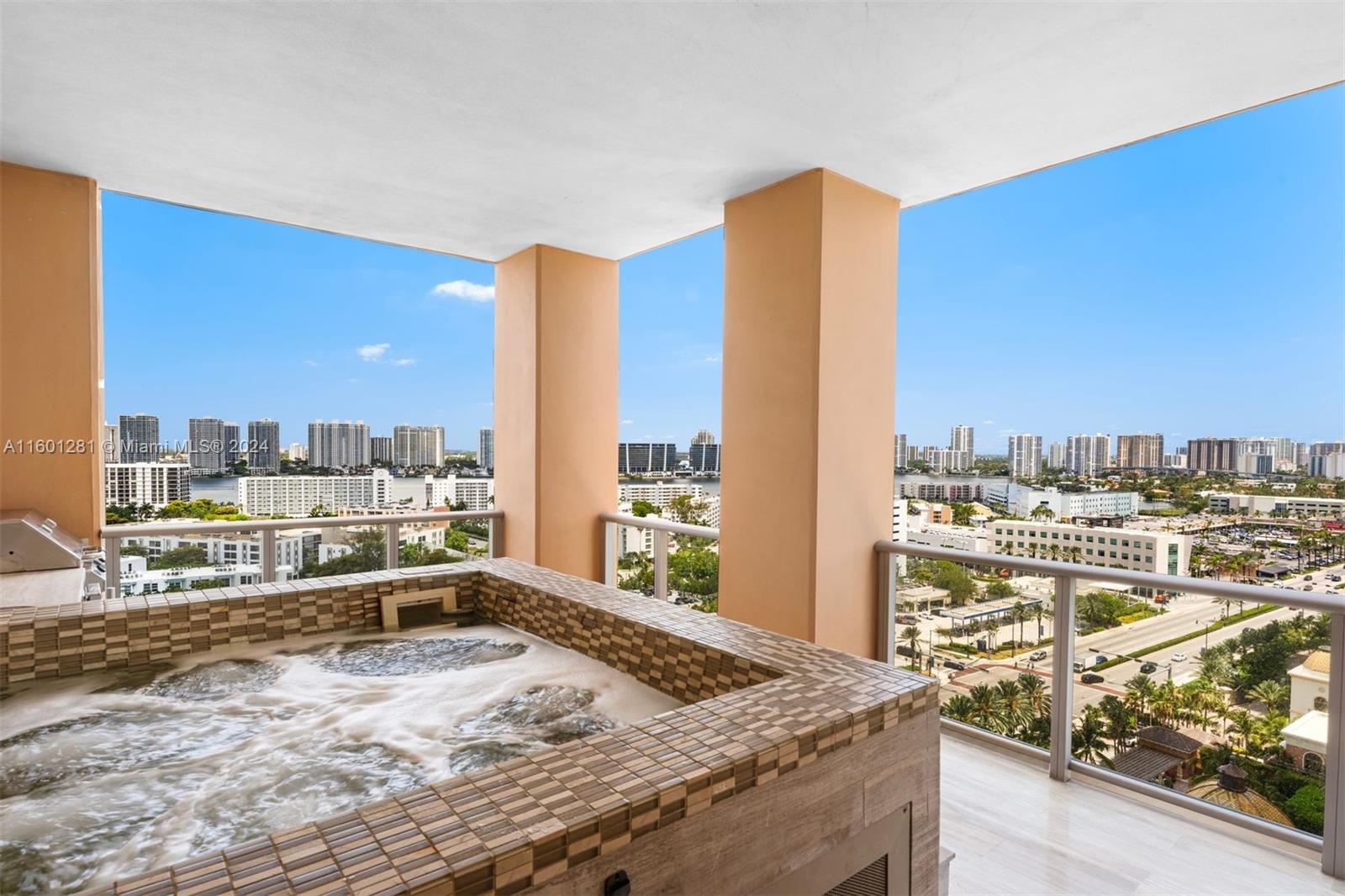 Mansions at Acqualina - Residential