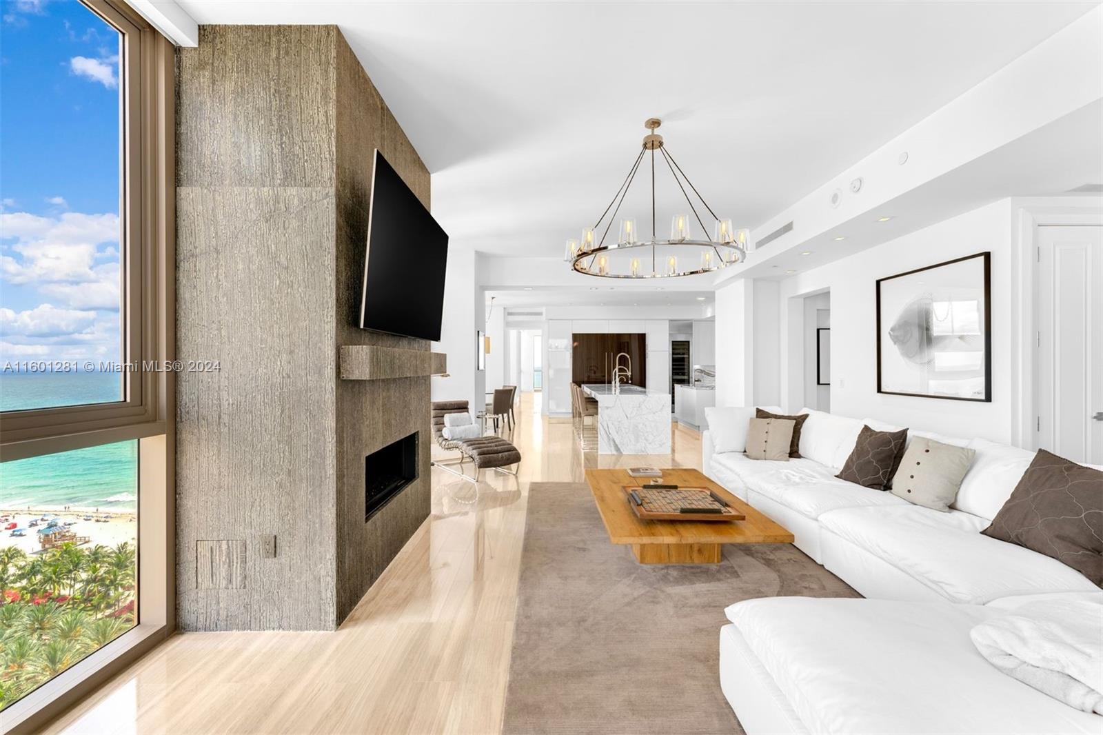 Mansions at Acqualina - Residential