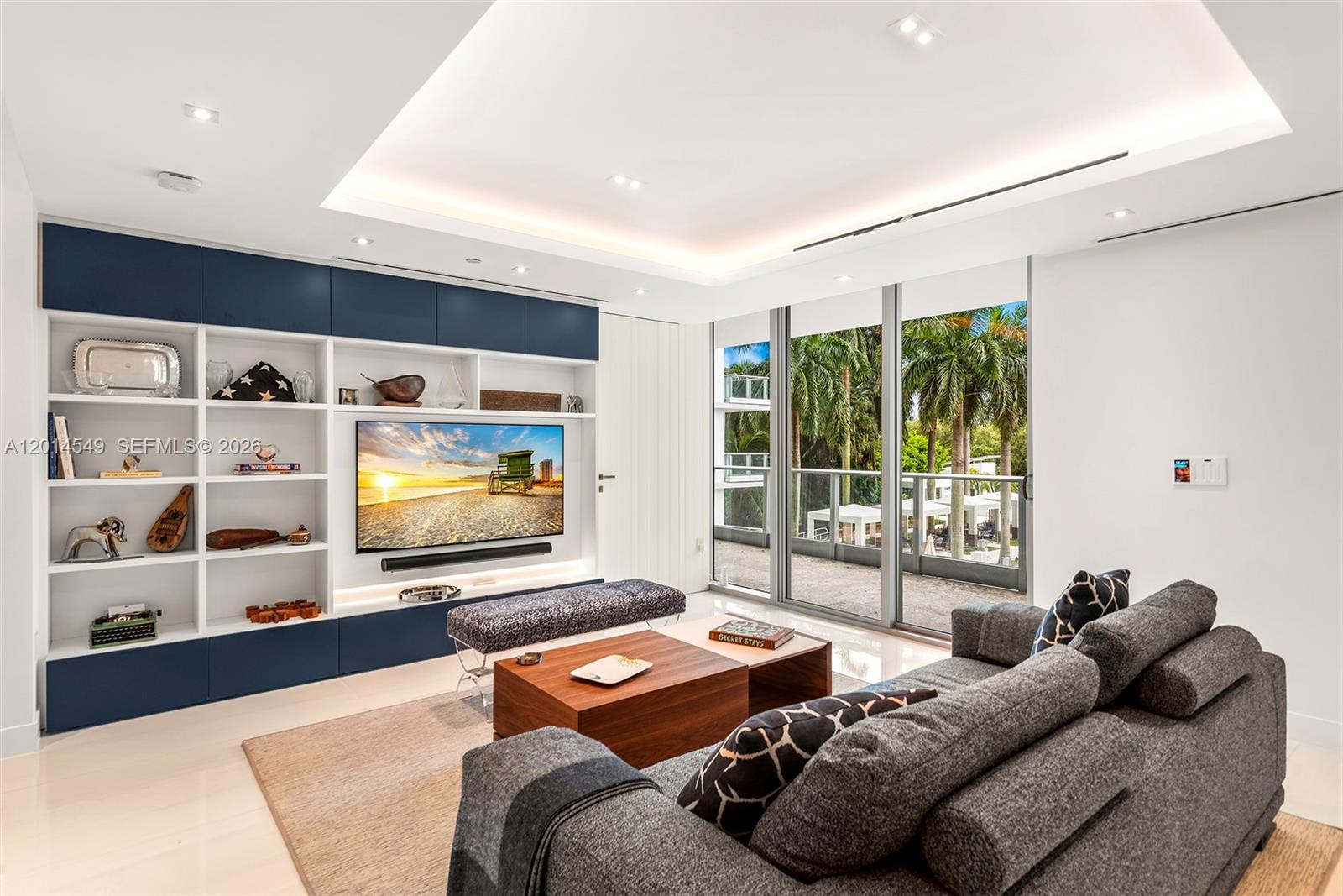 GROVENOR HOUSE CONDO - Residential Lease