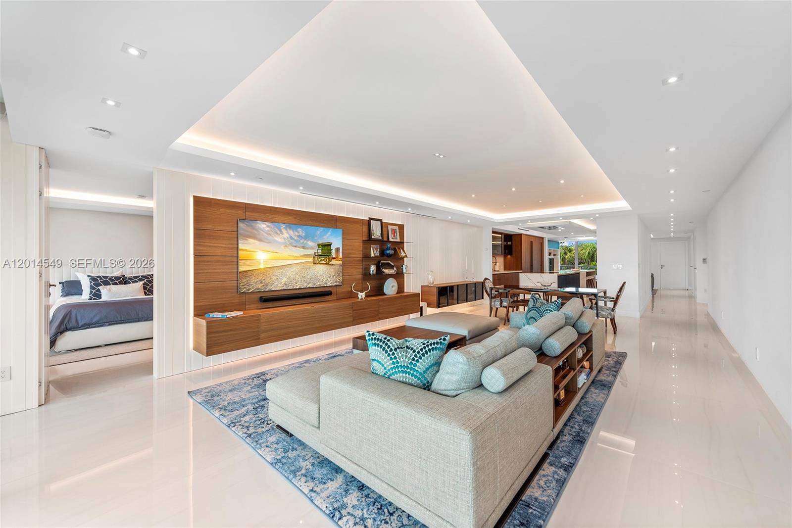 GROVENOR HOUSE CONDO - Residential Lease