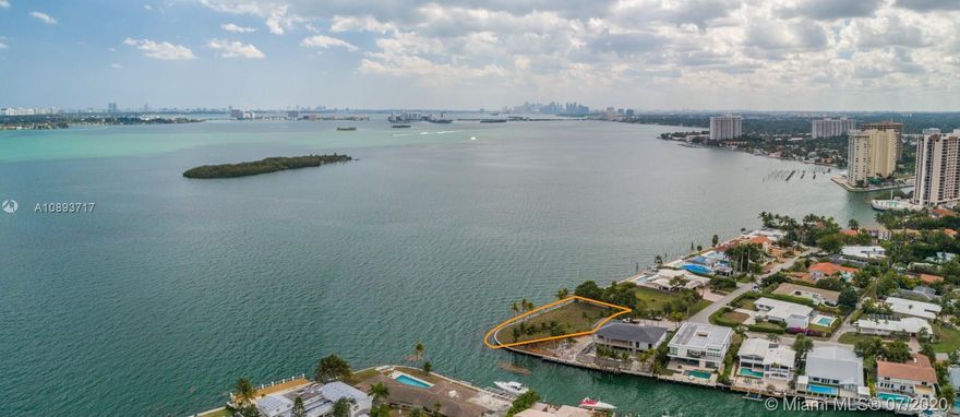 Sans Souci Estates' premier corner waterfront lot is now available for purchase. The corner lot measures nearly half an acre at 18,807 square feet. The endless water views and privacy provided at Sans Souci Estates make this a highly sought after lot to build. 

The opportunity to purchase or combine the neighboring 14,100 square foot waterfront lot at 11404 N. Bayshore Drive is also available.