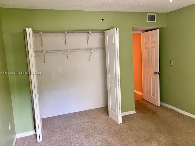 18TH HOLE AT INVERRARY CO - Residential