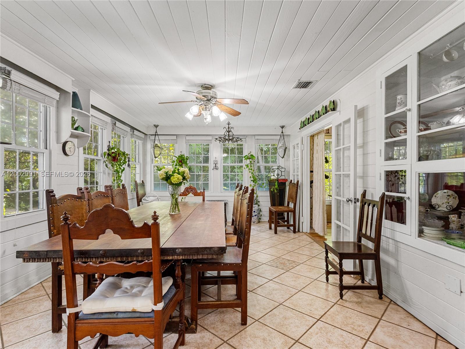 ROSEMONT PARK - Residential