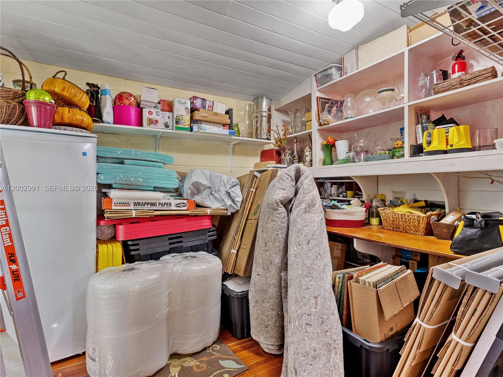 ROSEMONT PARK - Residential