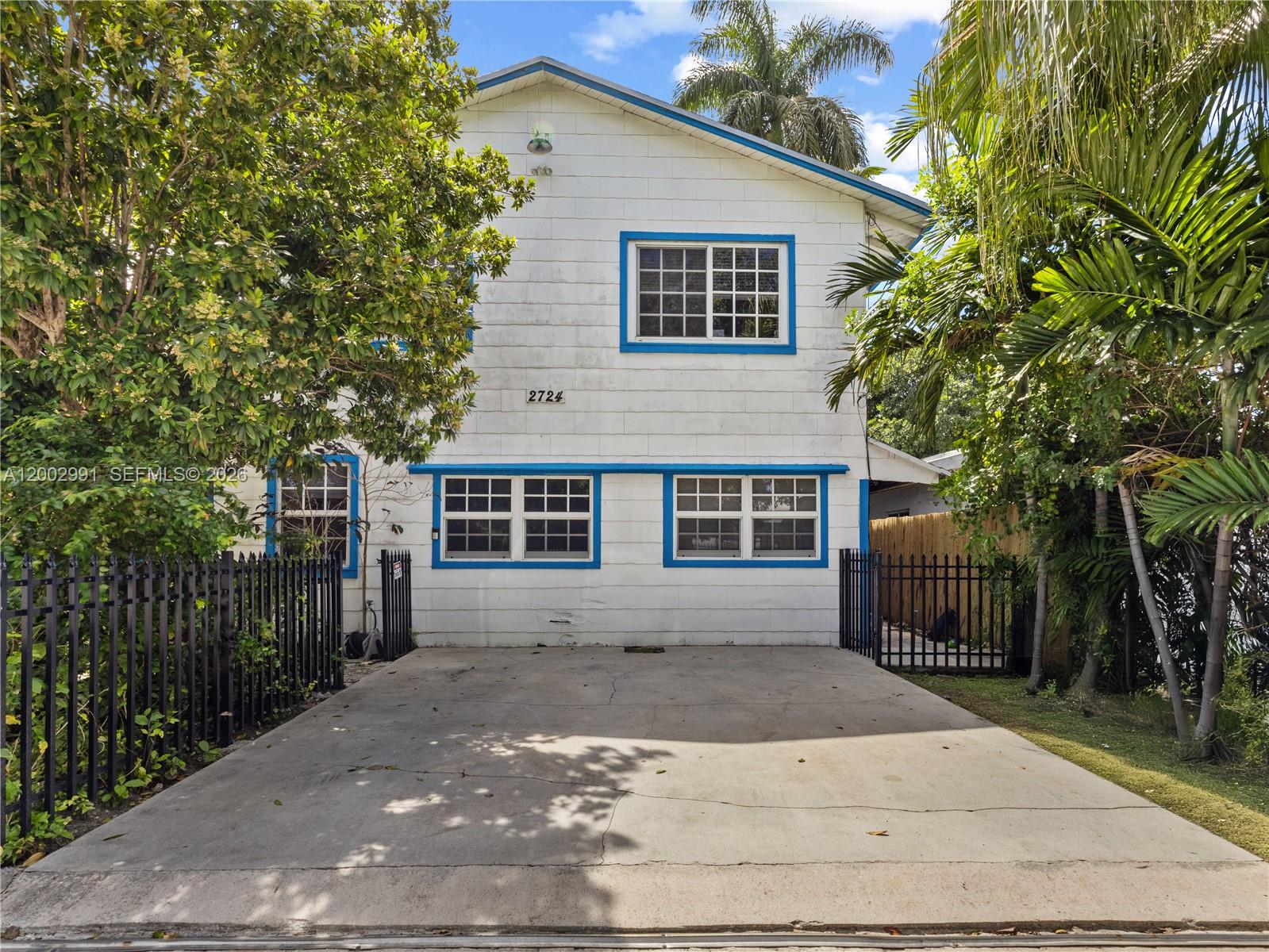 ROSEMONT PARK - Residential