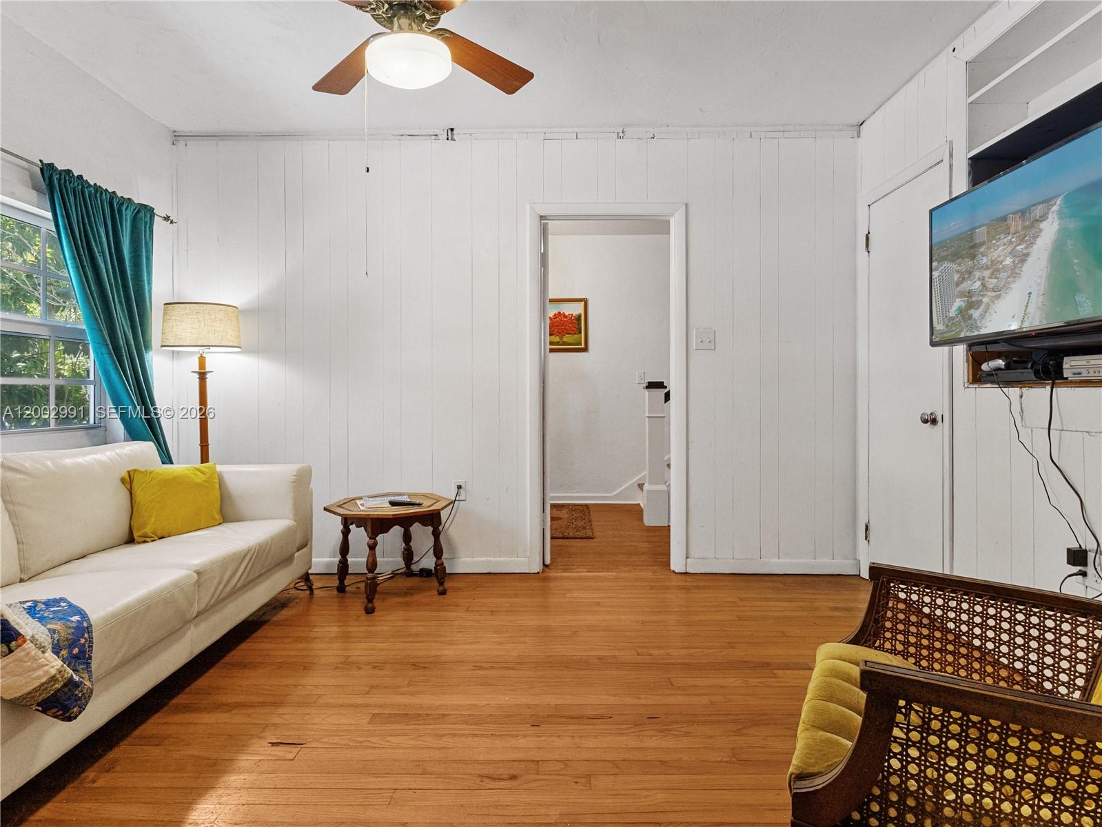 ROSEMONT PARK - Residential