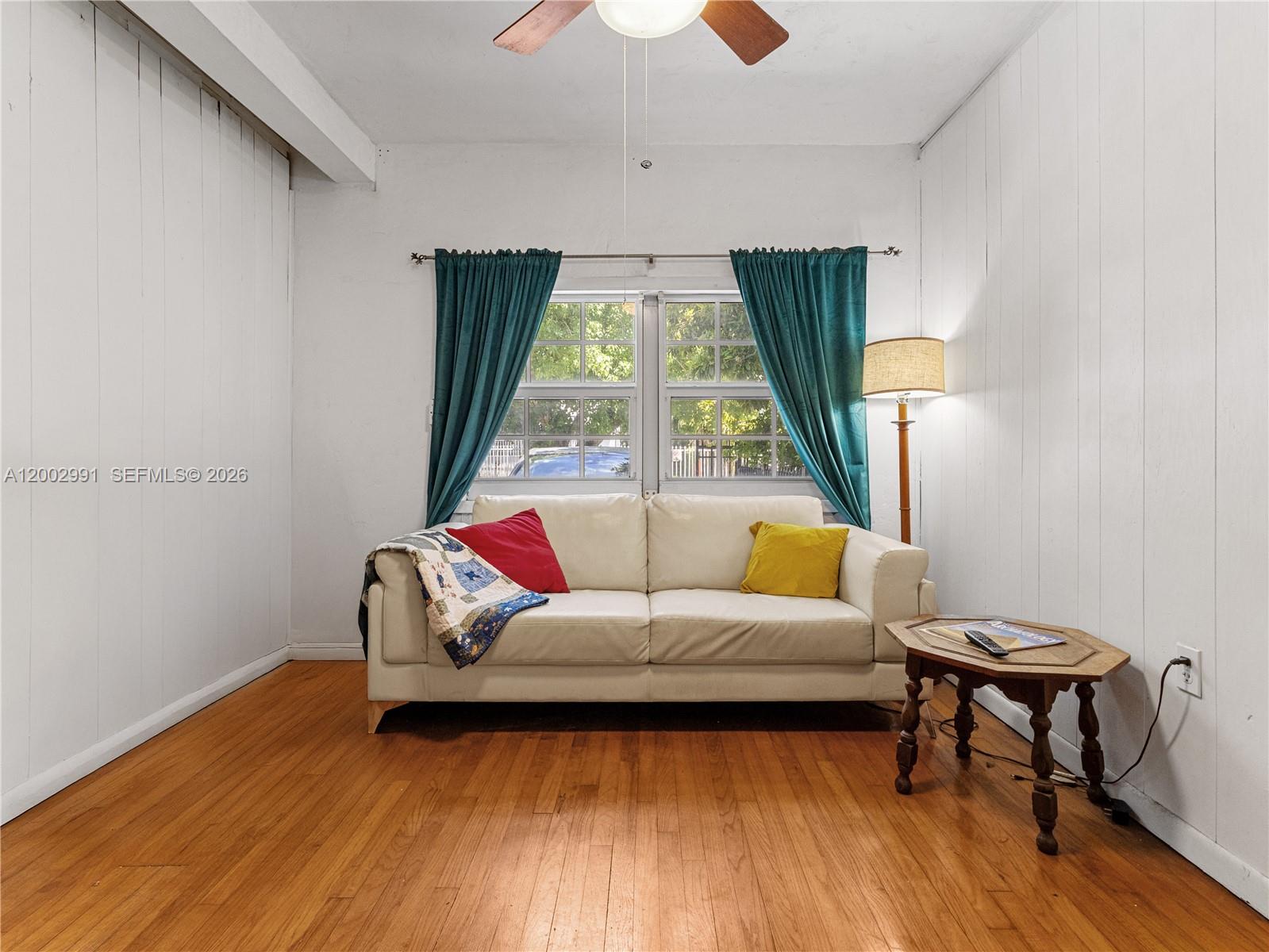 ROSEMONT PARK - Residential