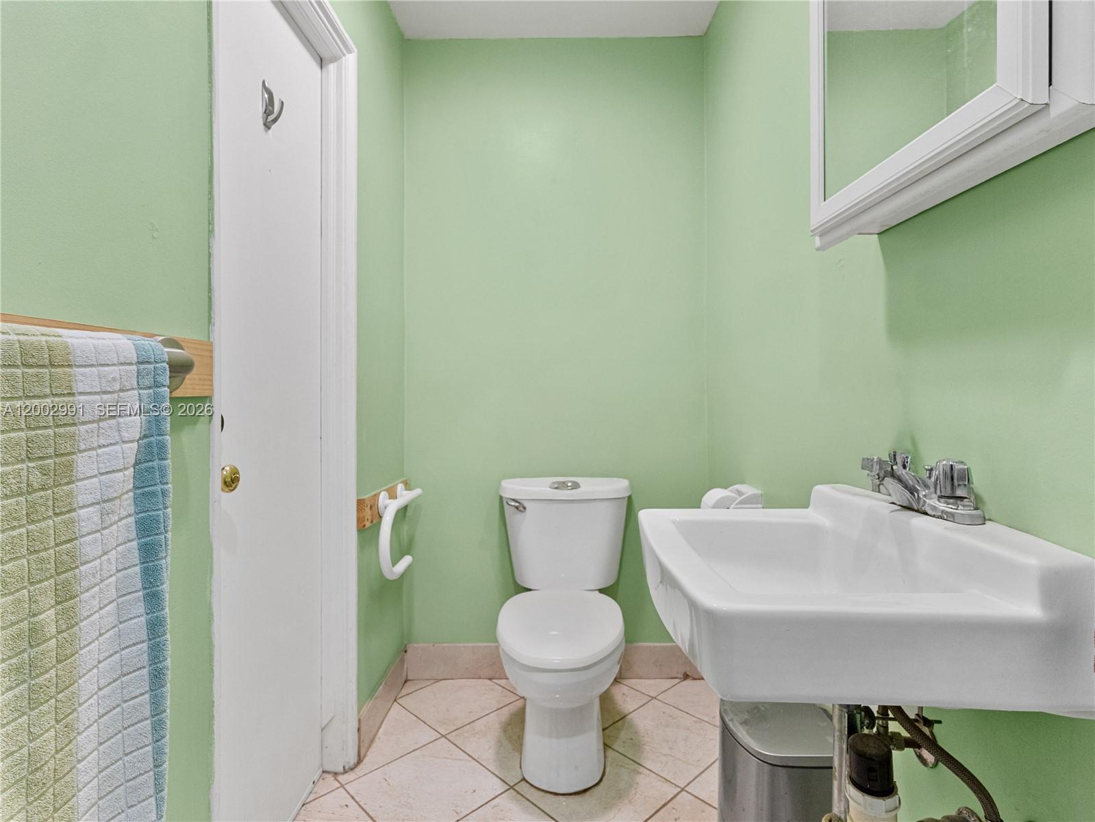 ROSEMONT PARK - Residential