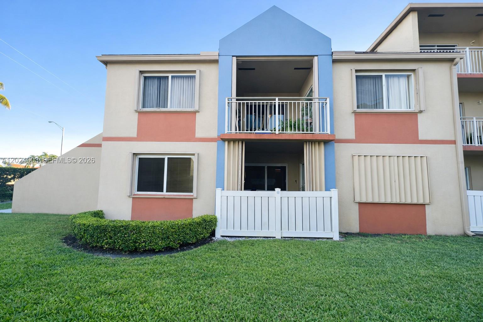 VILLA RUSTICA I CONDO - Residential Lease