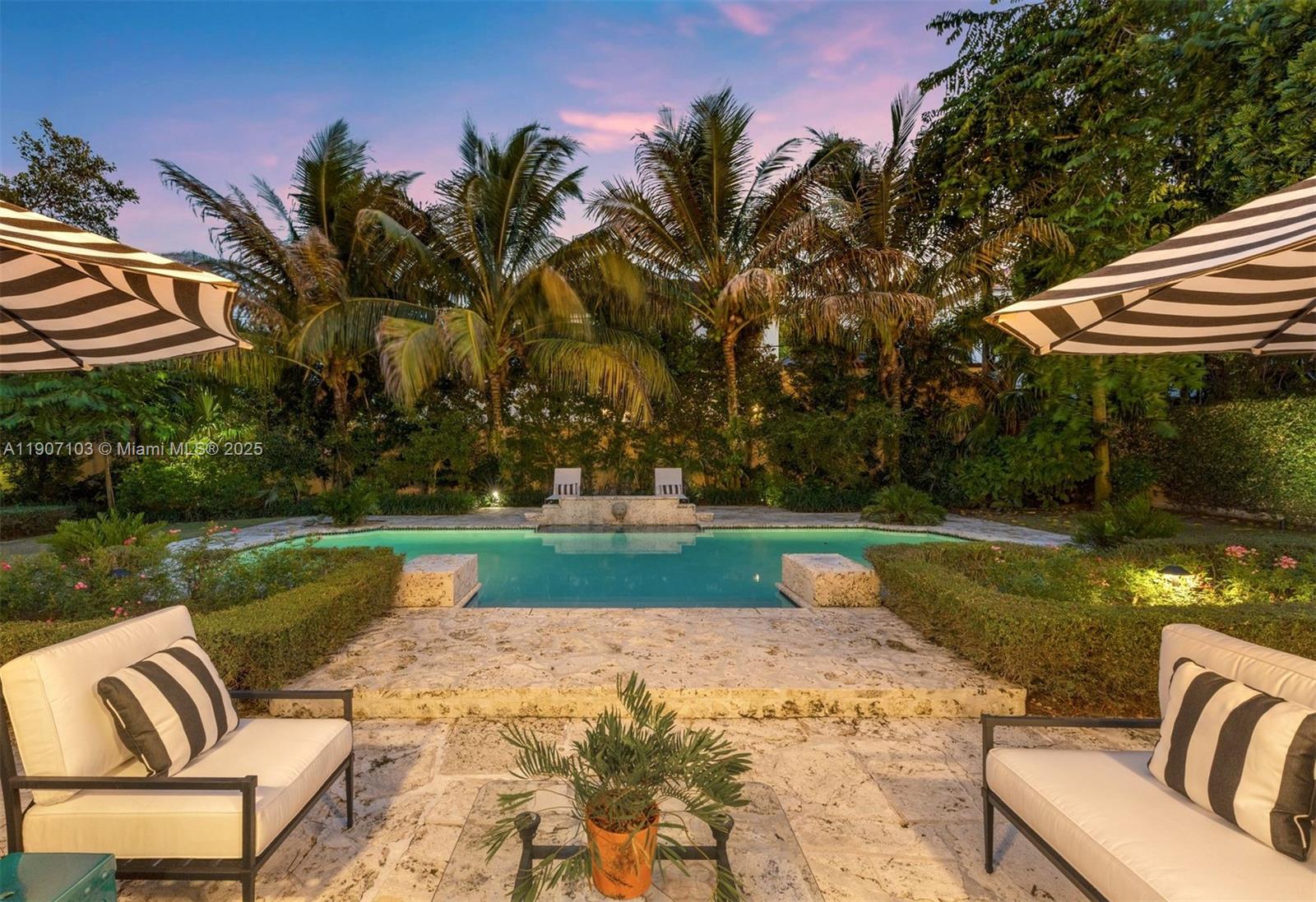 CORAL GABLES RIVIERA SEC - Residential