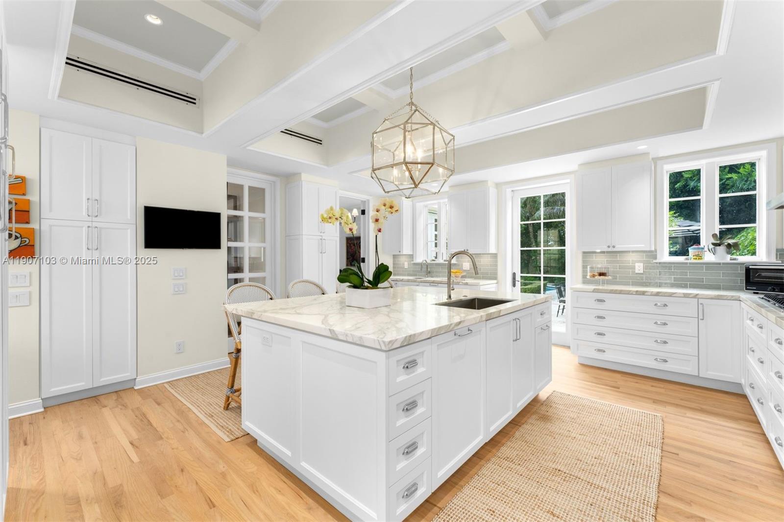 CORAL GABLES RIVIERA SEC - Residential