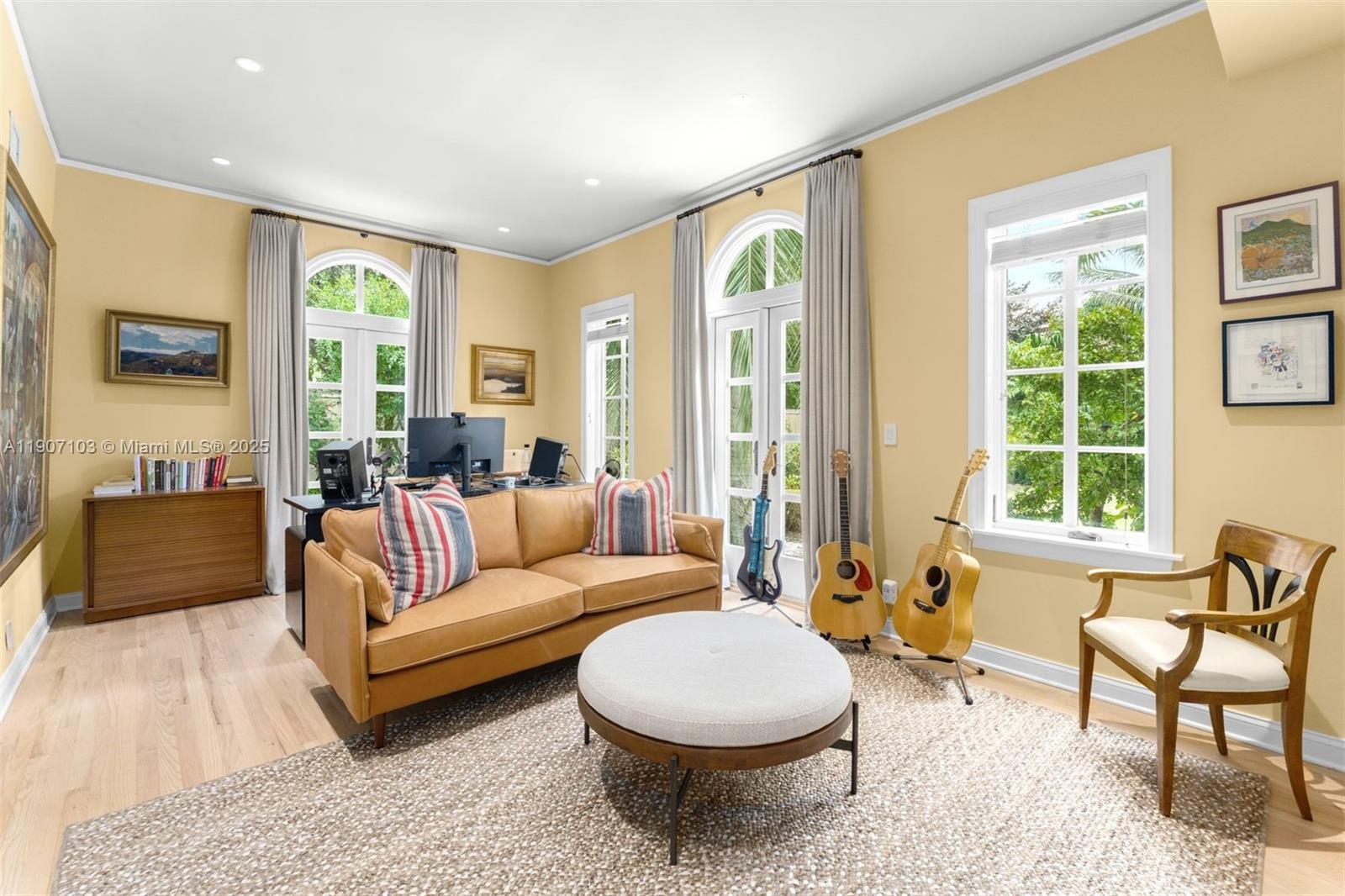 CORAL GABLES RIVIERA SEC - Residential