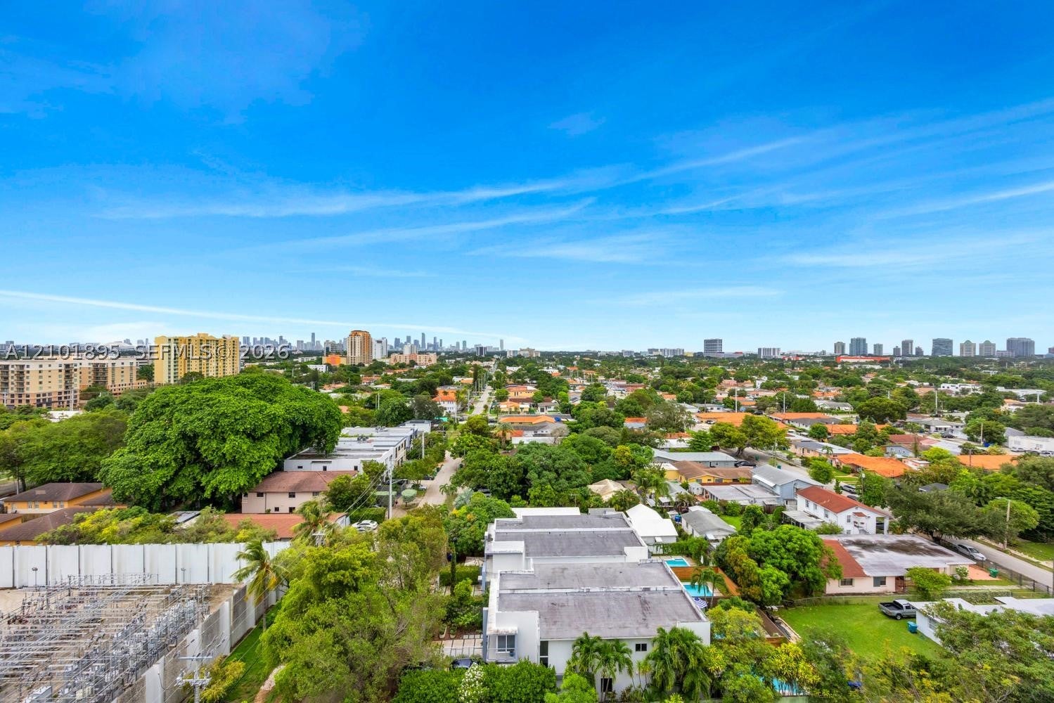 2351 Douglas Rd PH1310