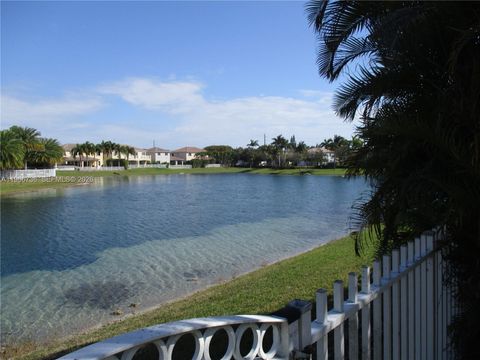8803 SW 206th Ln 8803 Cutler Bay FL 33189